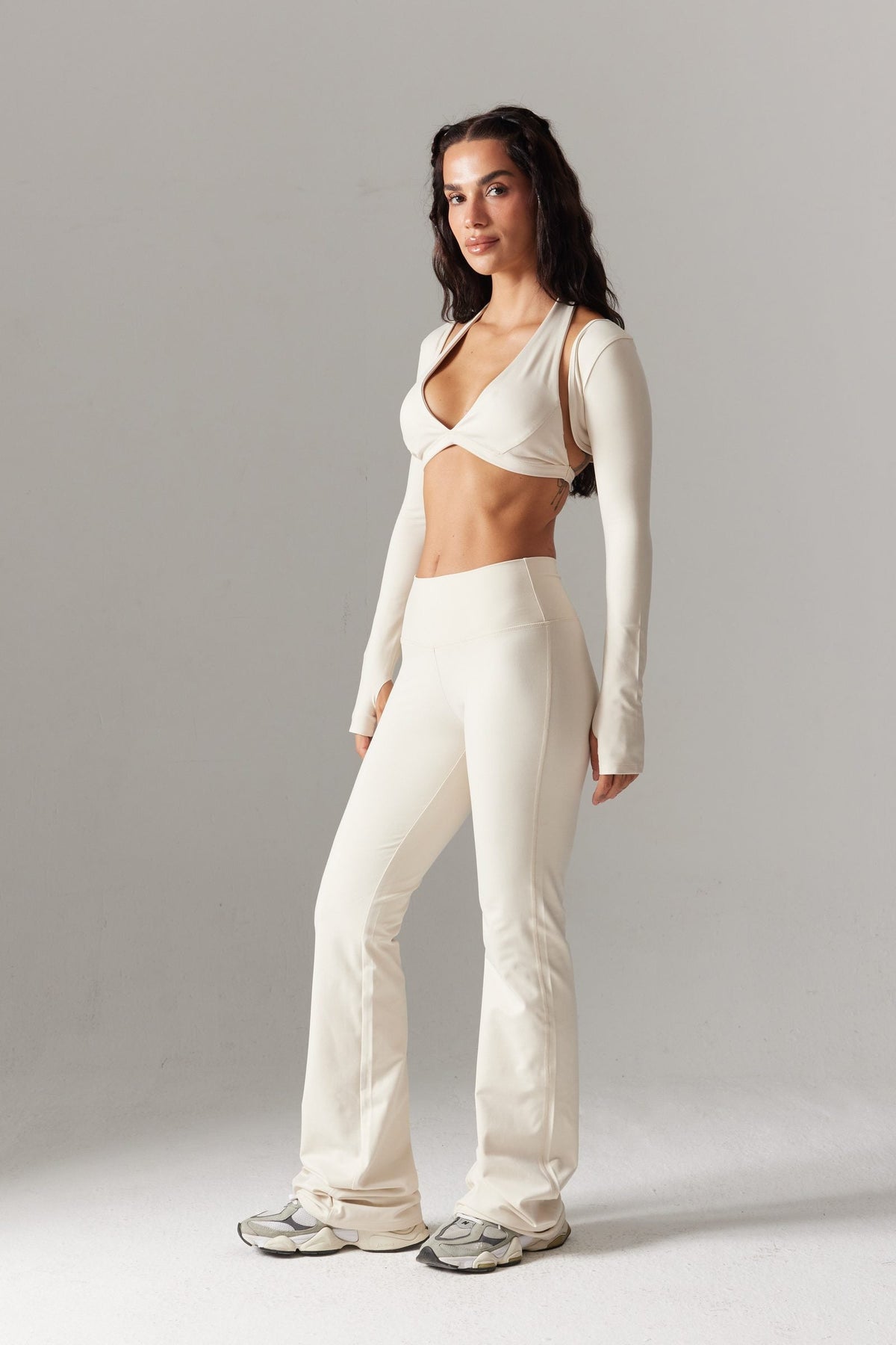 CORE V-Bel Tayt & Bolero Set — Kemik