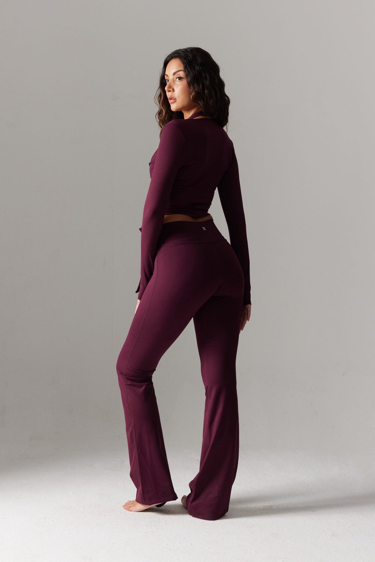 VYBE Wrap Uzun Kollu Crop — Gardenya (Mürdüm)