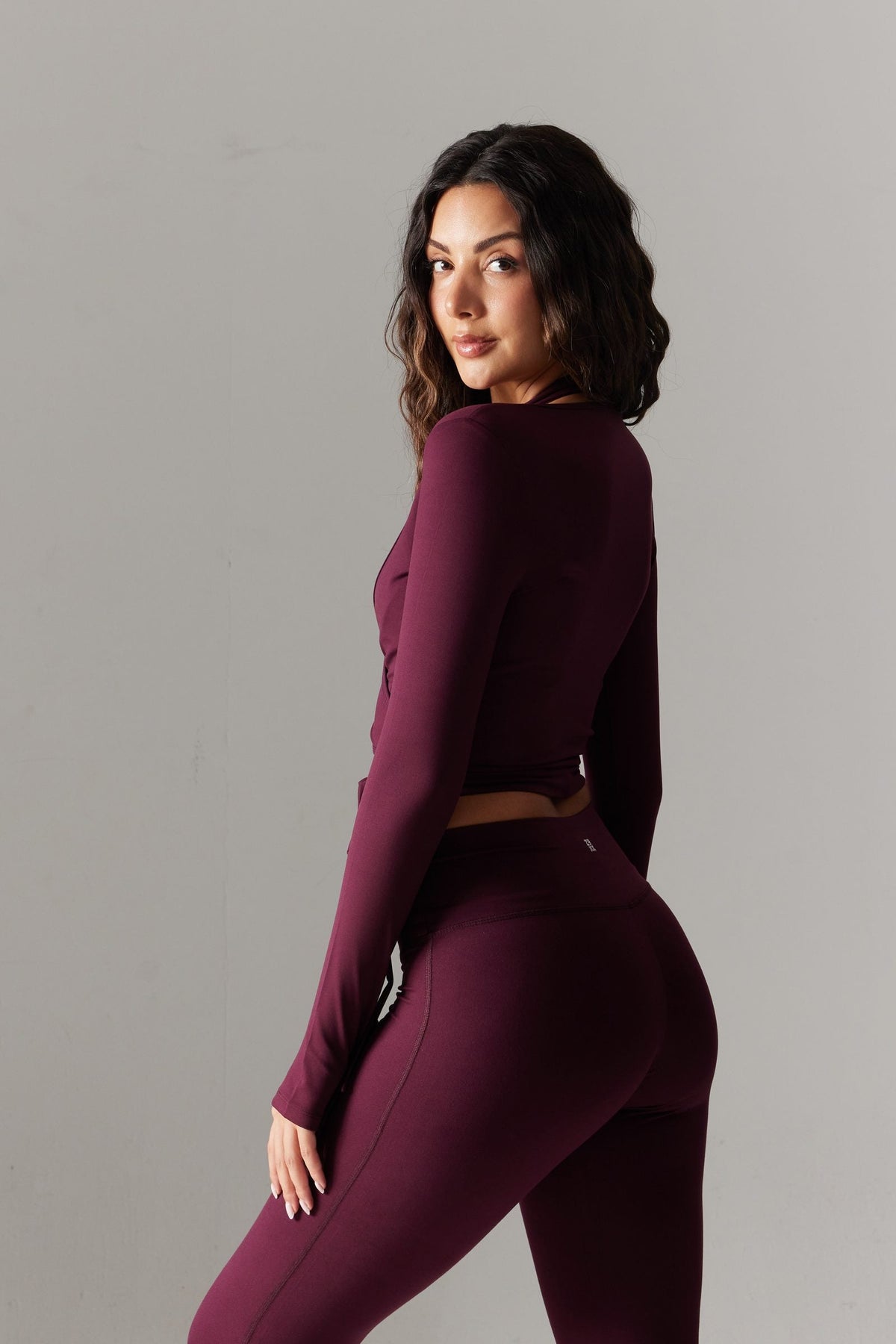 VYBE Wrap Uzun Kollu Crop — Gardenya (Mürdüm)