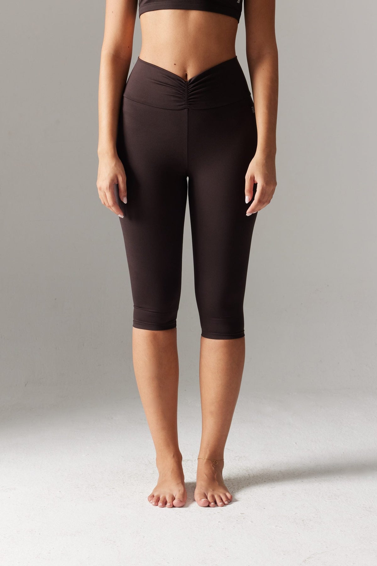 BASE İnce Askılı Crop — Acı Kahve