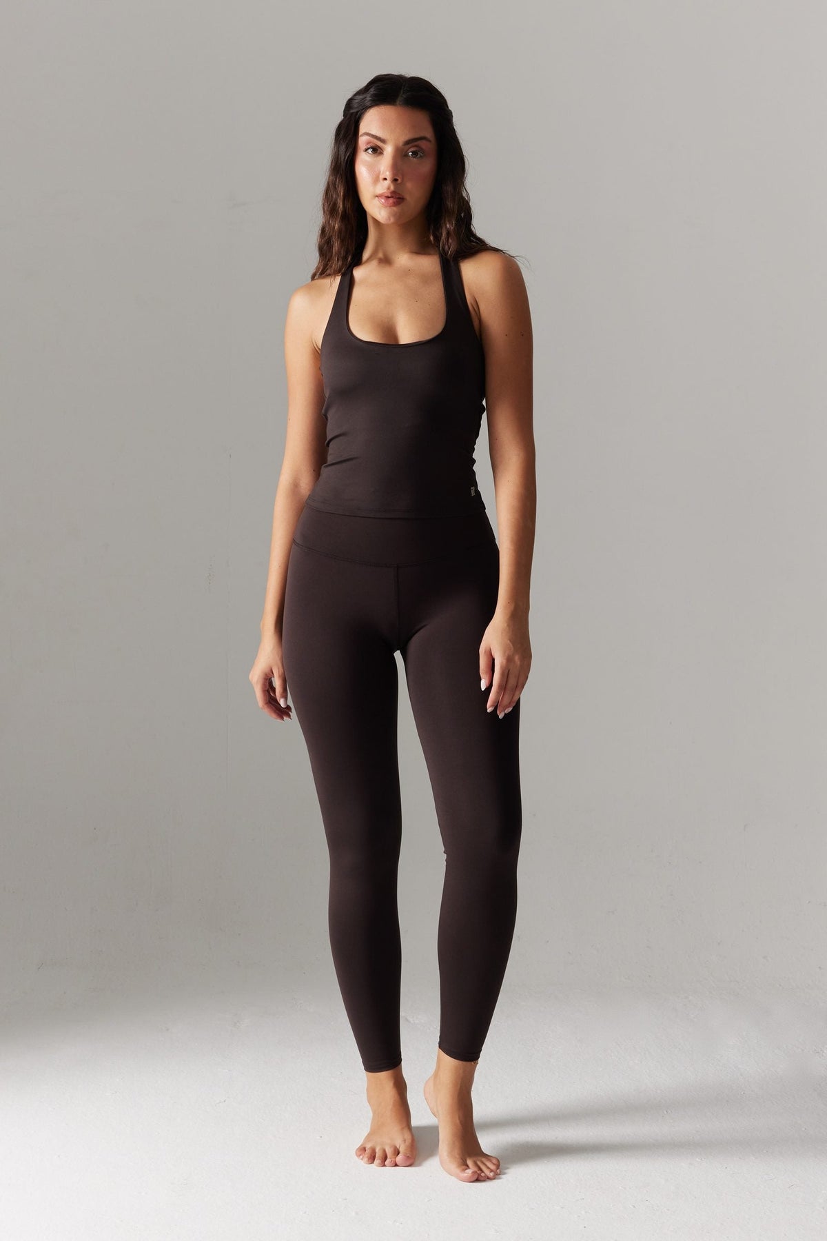 BASE Boyundan Askılı Crop — Acı Kahve