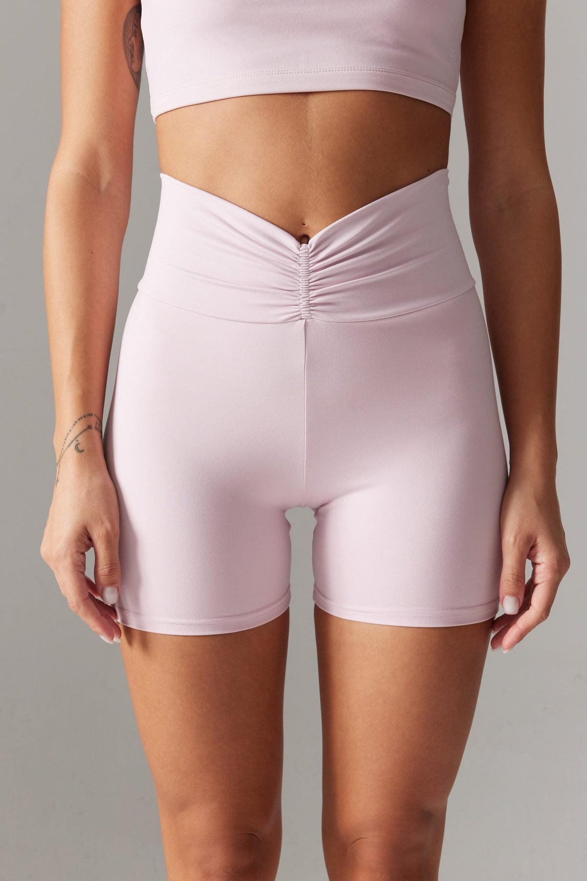 VYBE V-Form Mini Şort — Pembe