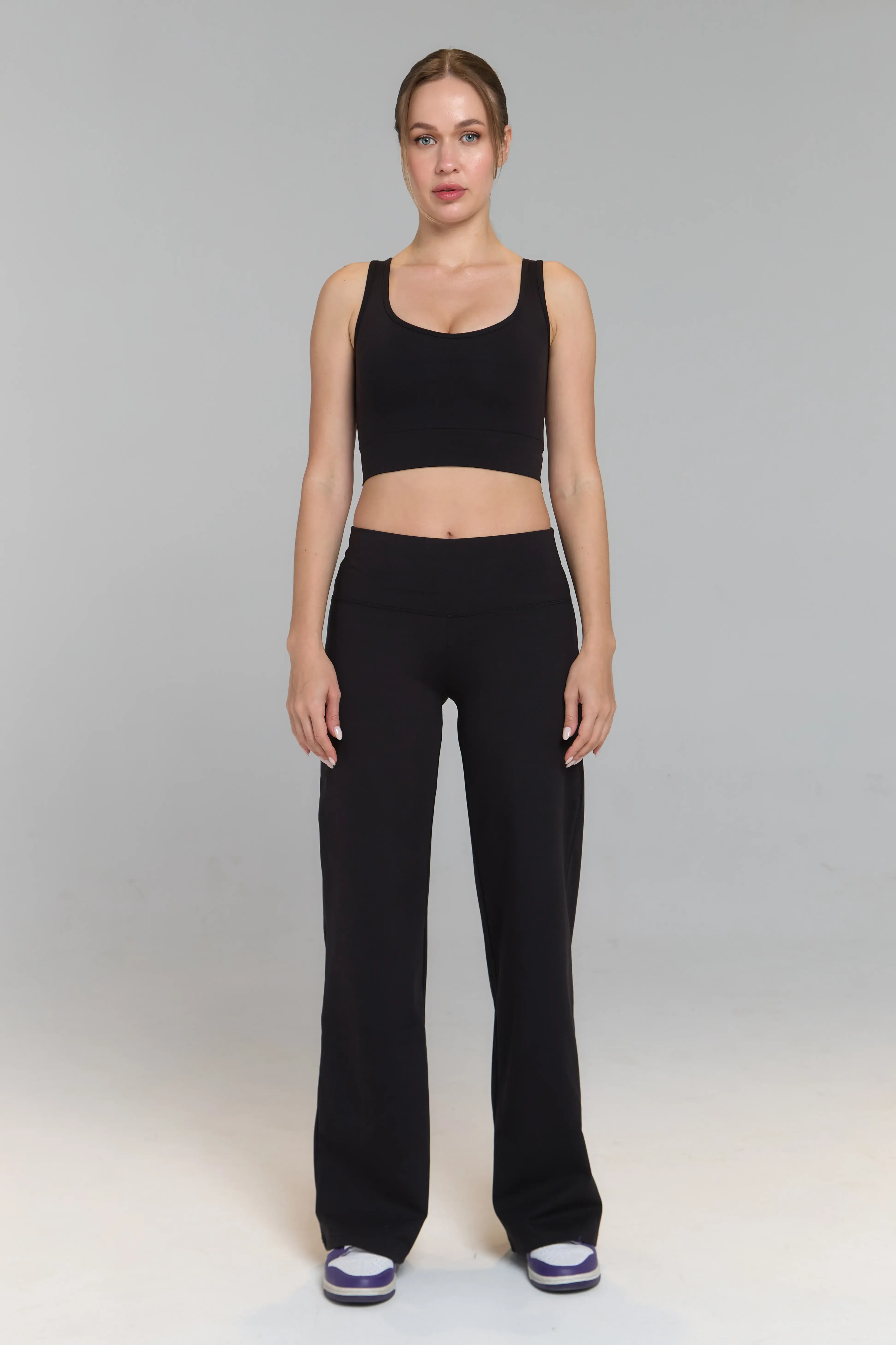 BASE Cut-Out Crop & Geniş Paça Pantolon Seti